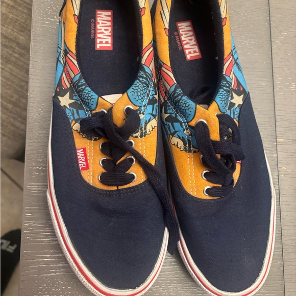 Marvel Other - Marvel comic Captain America Navy Sneakers Men's size 10